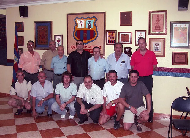 Las directivas de la Peña Barcelonista de Totana