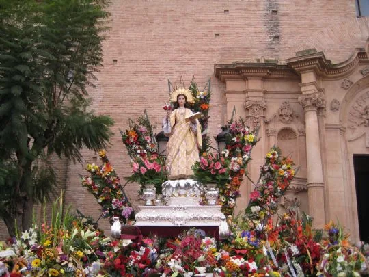 LA PB TOTANA PARTICIPA EN LA OFRENDA FLORAL A SANTA EULALIA, PATRONA DE TOTANA — imagen 3