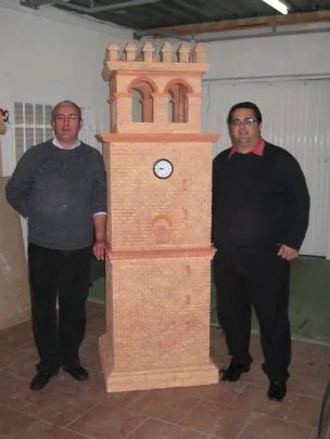 EL MONUMENTO DE LA XXXII TROBADA MUNDIAL DE PEÑAS DEL FCB EMPIEZA A TOMAR FORMA A TAMAÑO REAL