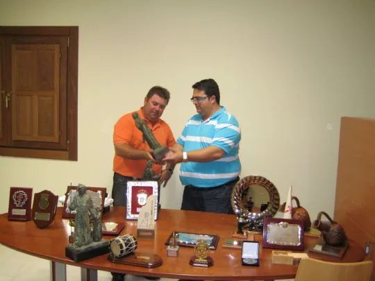 LAS BANDAS DE CORNETAS Y TAMBORES DEL ILMO CABILDO SUPERIOR DE PROCESIONES DE TOTANA ESTARAN PRESENTES EN LA XXXII TROBADA — imagen 3