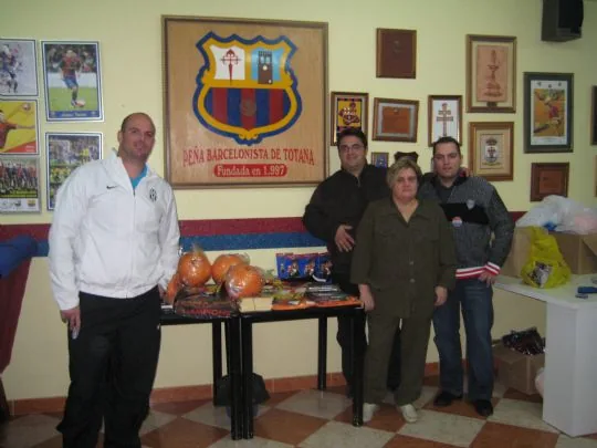 LA PB TOTANA REPARTE SONRISAS ENTRE LOS AFECTADOS DE ESPINA BIFIDA EN LA REGIÓN DE MURCIA