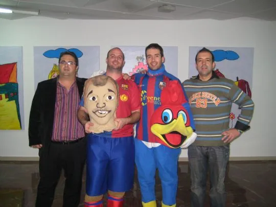 LA PB TOTANA REPARTIO REGALOS EN EL HOSPITAL VIRGEN DE LA ARRIXACA DE MURCIA — imagen 3