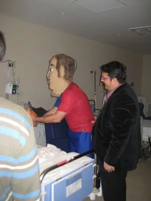 LA PB TOTANA REPARTIO REGALOS EN EL HOSPITAL VIRGEN DE LA ARRIXACA DE MURCIA — imagen 5