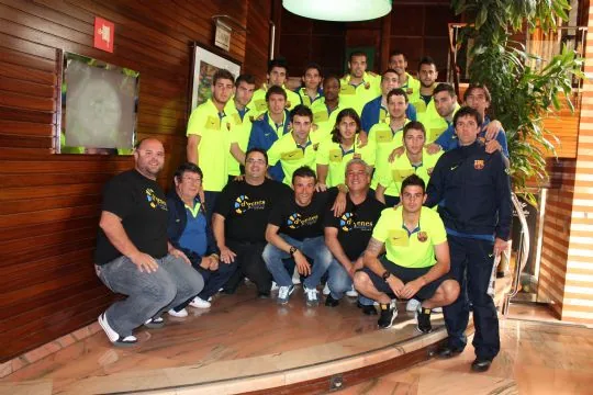 LA PB TOTANA AGRADECE EL APOYO DE LUIS ENRIQUE Y EL BARÇA ATLETIC