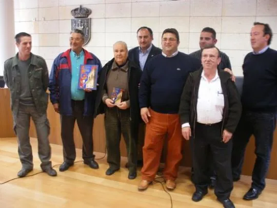 LA PEÑA BARCELONISTA DE TOTANA PRESENTA EN EL AYUNTAMIENTO SU CANDIDATURA A ORGANIZAR LA XXXII TROBADA MUNDIAL DE PEÑAS BARCELONISTAS — imagen 2