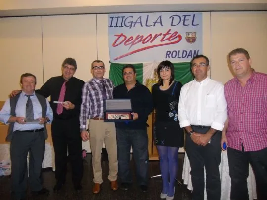 LA PEÑA BARCELONISTA DE TOTANA PARTICIPA EN LA III GALA DEL DEPORTE DE ROLDÁN