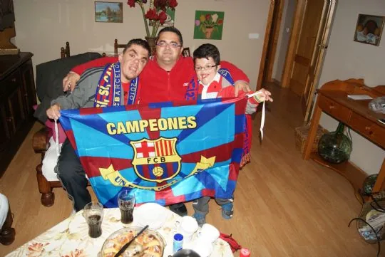 LA PEÑA BARCELONISTA DE TOTANA ILUSIONA A UN NIÑO CON APERT. (07/02/2013)