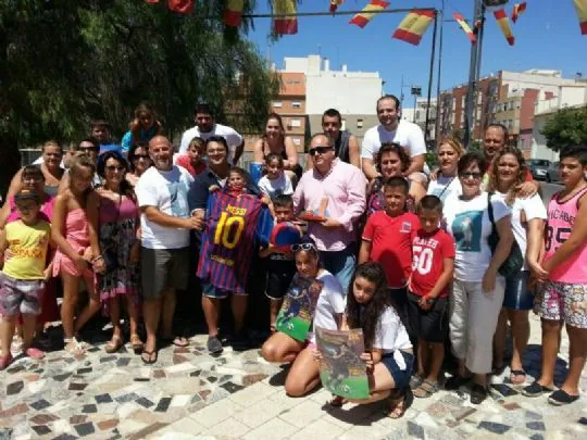 LA PEÑA BARCELONISTA DE TOTANA HACE REALIDAD UNA DE LAS ILUSIONES DEL PEQUEÑO JUAN