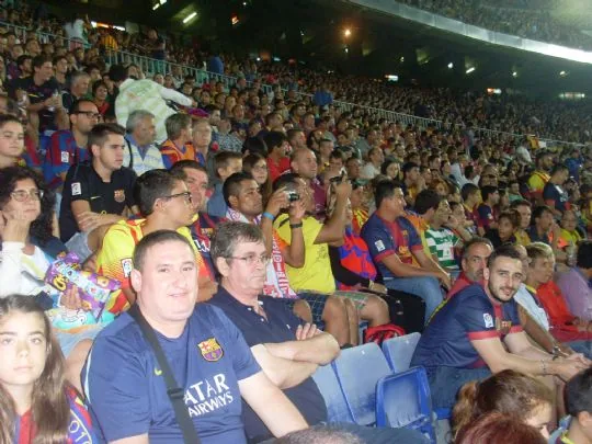 LA PEÑA BARCELONISTA DE TOTANA ESTUVO PRESENTE EN LA FINAL DE LA SUPERCOPA — imagen 2
