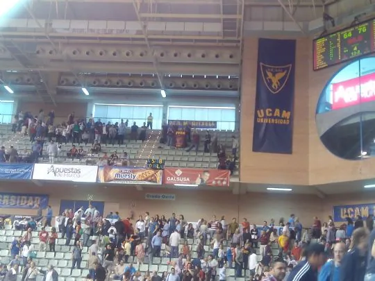 VARIAS PEÑAS BARCELONISTAS DE LA REGIÓN APOYAN AL FC BARCELONA DE BASKET EN SU PARTIDO CONTRA UCAM MURCIA — imagen 6