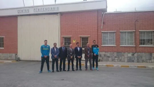 LA FUNDACIÓN DEL FC BARCELONA VISITA EL CENTRO PENITENCIARIO MURCIA I