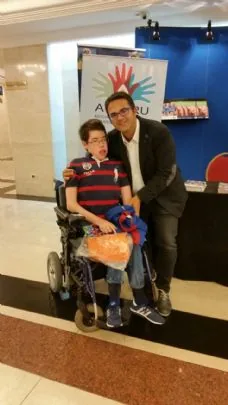 LA PEÑA BARCELONISTA DE TOTANA LLEVA LA ILUSIÓN A UN JOVEN URUGUAYO — imagen 5