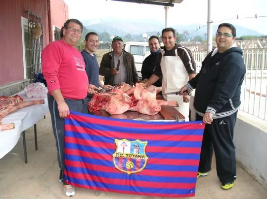 MÁS DE 300 PERSONAS PARTICIPAN EN LAS JORNADAS DE CONVIVENCIA DÍA DEL SOCIO ORGANIZADAS POR LA PEÑA BARCELONISTA DE TOTANA