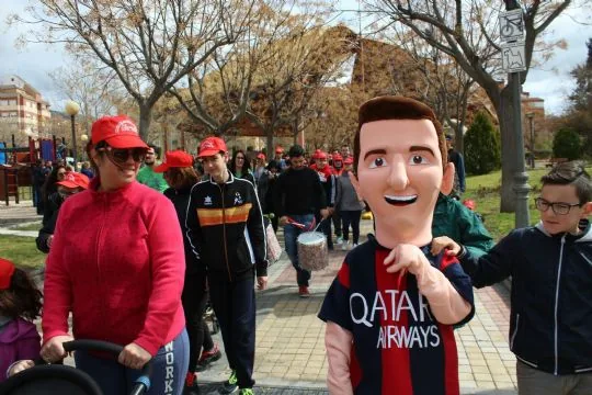 LA PEÑA BARCELONISTA DE TOTANA COLABORA EN LA VIII CARRERA POR LAS ENFERMEDADES RARAS DE PETRER — imagen 4