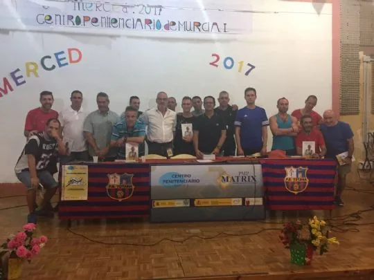 LA PEÑA BARCELONISTA DE TOTANA COLABORA CON EL PROGRAMA MATRIX PENITENCIARIO EN EL CENTRO PENITENCIARIO MURCIA I — imagen 6