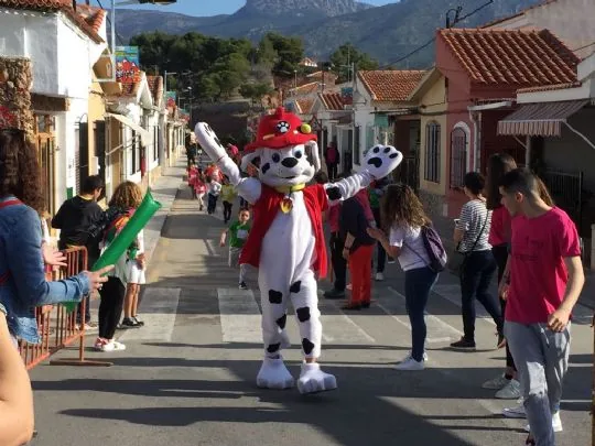 LA PB TOTANA COLABORA CON LA AECC Y SU DELEGACIÓN EN ALEDO EN SU TRADICIONAL CARRERA SOLIDARIA