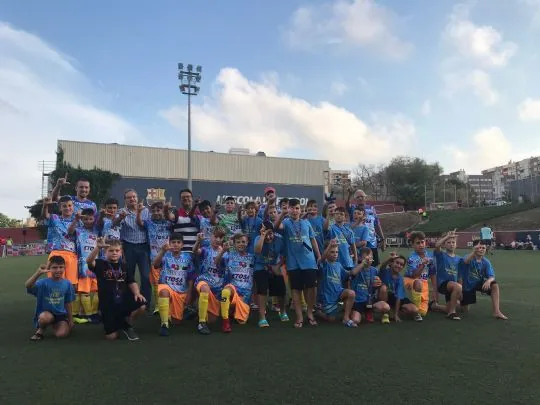 LA PEÑA BARCELONISTA DE TOTANA DA VISIBILIDAD A LAS ENFERMEDADES RARAS Y COLABORA CON DGENES Y AELIP — imagen 2