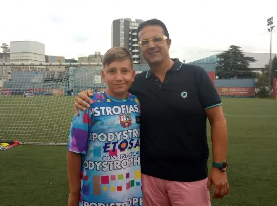 LA PEÑA BARCELONISTA DE TOTANA DA VISIBILIDAD A LAS ENFERMEDADES RARAS Y COLABORA CON DGENES Y AELIP — imagen 4