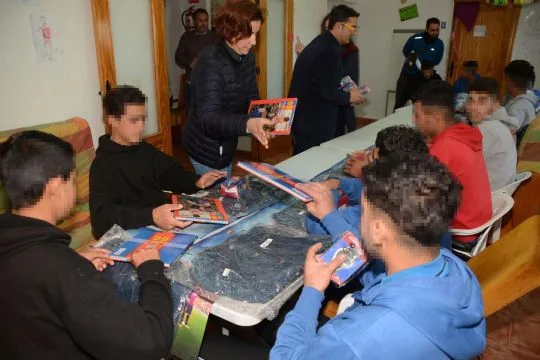 LA PEÑA BARCELONISTA DE TOTANA VISITA EL CENTRO DE PROTECCION DE MENORES GESTIONADO POR LA FUNDACIÓN ANTONIO MORENO EN ALHAMA DE MURCIA — imagen 3