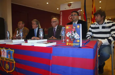 PRESENTACION DE LA 2ª EDICION DEL LIBRO TOTANA Y EL BARCELONISMO EN LA REGION DE MURCIA — imagen 2