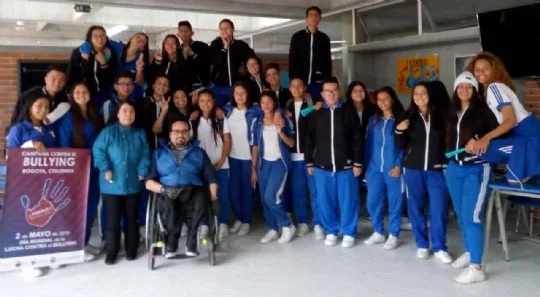 LAS FEDERACIONES DE PEÑAS BARCELONISTAS DE ALICANTE Y CASTILLA LA MANCHA JUNTO CON LA PEÑA BARCELONISTA DE TOTANA DESARROLLAN UN PROYECTO INNOVADOR CONTRA EL BULLYING EN BOGOTA (COLOMBIA) — imagen 4