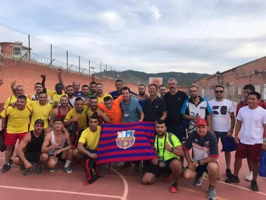 CELEBRADA CON ÉXITO EL VIII TORNEO INTERMODULAR DE FUTBOL SALA ORGANIZADO POR LA PEÑA BARCELONISTA DE TOTANA EN EL CENTRO PENITENCIARIO MURCIA I — imagen 7