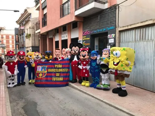 LA PEÑA BARCELONISTA DE TOTANA INCORPORA NUEVOS MUÑECOS AL PROYECTO ILUSIÓN SOLIDARIA — imagen 5