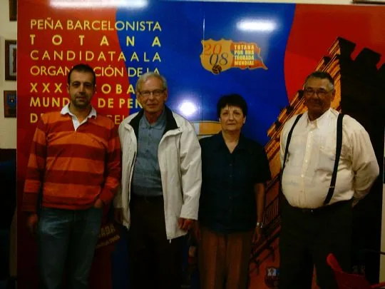 EL PRESIDENTE DE LA PEÑA CAPELLADES VISITA LA SEDE DE LA PB TOTANA