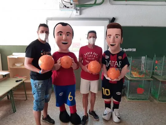 La Peña barcelonista de Totana colabora con las Escuelas de Verano inclusivas con personas con discapacidad y enfermedades raras que desarrolla la Asociación Dgenes en colaboración con el Ayuntamiento en Mazarron y Puerto de Mazarron — imagen 2