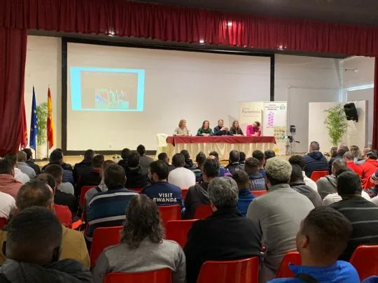 La Peña Barcelonista de Totana y colectivo Paréntesis colaboran en la organización de la II JORNADA DE IGUALDAD en el Centro Penitenciario de Murcia I — imagen 5