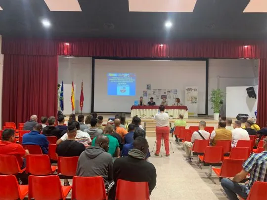 La Peña Barcelonista de Totana, participa en la jornada del Tercer Sector en el Centro Penitenciario de Murcia I. — imagen 4