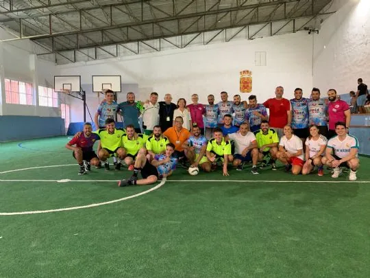 El centro penitenciario Murcia I acoge un triangular de fútbol sala solidario, coorganizado por la Peña Barcelonista de Totana — imagen 2