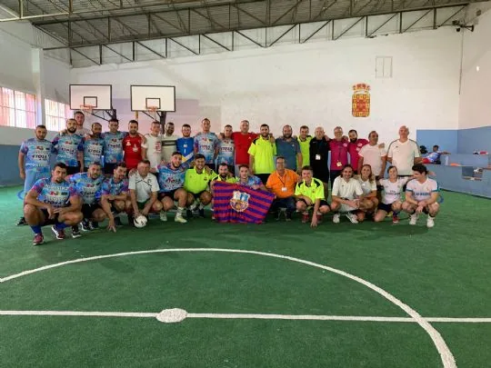 El centro penitenciario Murcia I acoge un triangular de fútbol sala solidario, coorganizado por la Peña Barcelonista de Totana — imagen 5