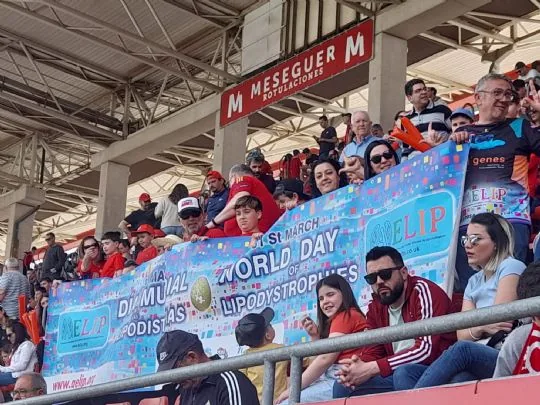 Los niños y niñas de la Escuela PB Totana  Santa Eulalia dan visibilidad a las lipodistrofias — imagen 5