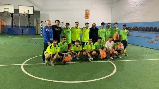 50 personas privadas de libertad participan en la escuela de fútbol de la Peña barcelonista de Totana en el centro penitenciario de Murcia I