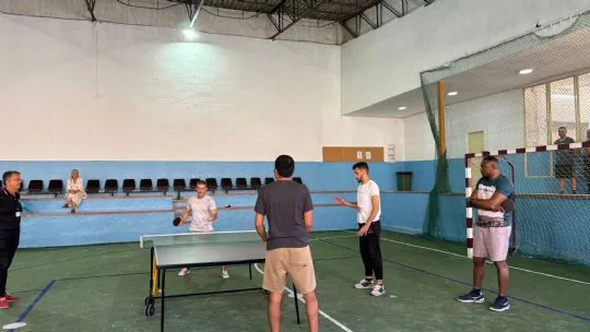 LA PEÑA BARCELONISTA DE TOTANA ORGANIZA TORNEOS DE BÁDMINTON, PING-PONG Y FÚTBOL SALA EN EL CENTRO PENITENCIARIO MURCIA I — imagen 2