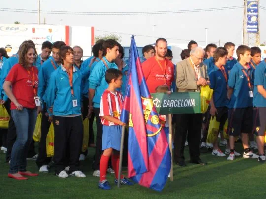 LA PB TOTANA PROMOCIONA LA XXXII TROBADA MUNDIAL DE PEÑAS EN EL VII TORNEO INTERNACIONAL DE FUTBOL INFANTIL CIUDAD DE TOTANA. — imagen 3