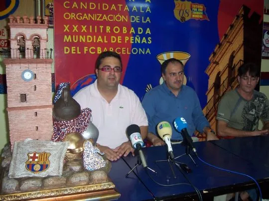 LA PB TOTANA PRESENTA LA MAQUETA DEL MONUMENTO DE LA XXXII TROBADA MUNDIAL DE PEÑAS DEL FCB. — imagen 2