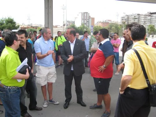 AUTOBUS SOLIDARIO DE LA XXXII TROBADA MUNDIAL DE PEÑAS DEL FC BARCELONA — imagen 2