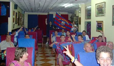 LA PEÑA BARCELONISTA DE TOTANA FESTEJÓ EL TÍTULO DE LIGA CONSEGUIDO POR EL BARÇA — imagen 3