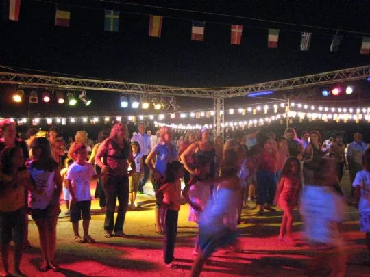 EXITO DE PARTICIPACION EN LA CELEBRACION DE LAS FIESTAS DE LAS PALOMA — imagen 3